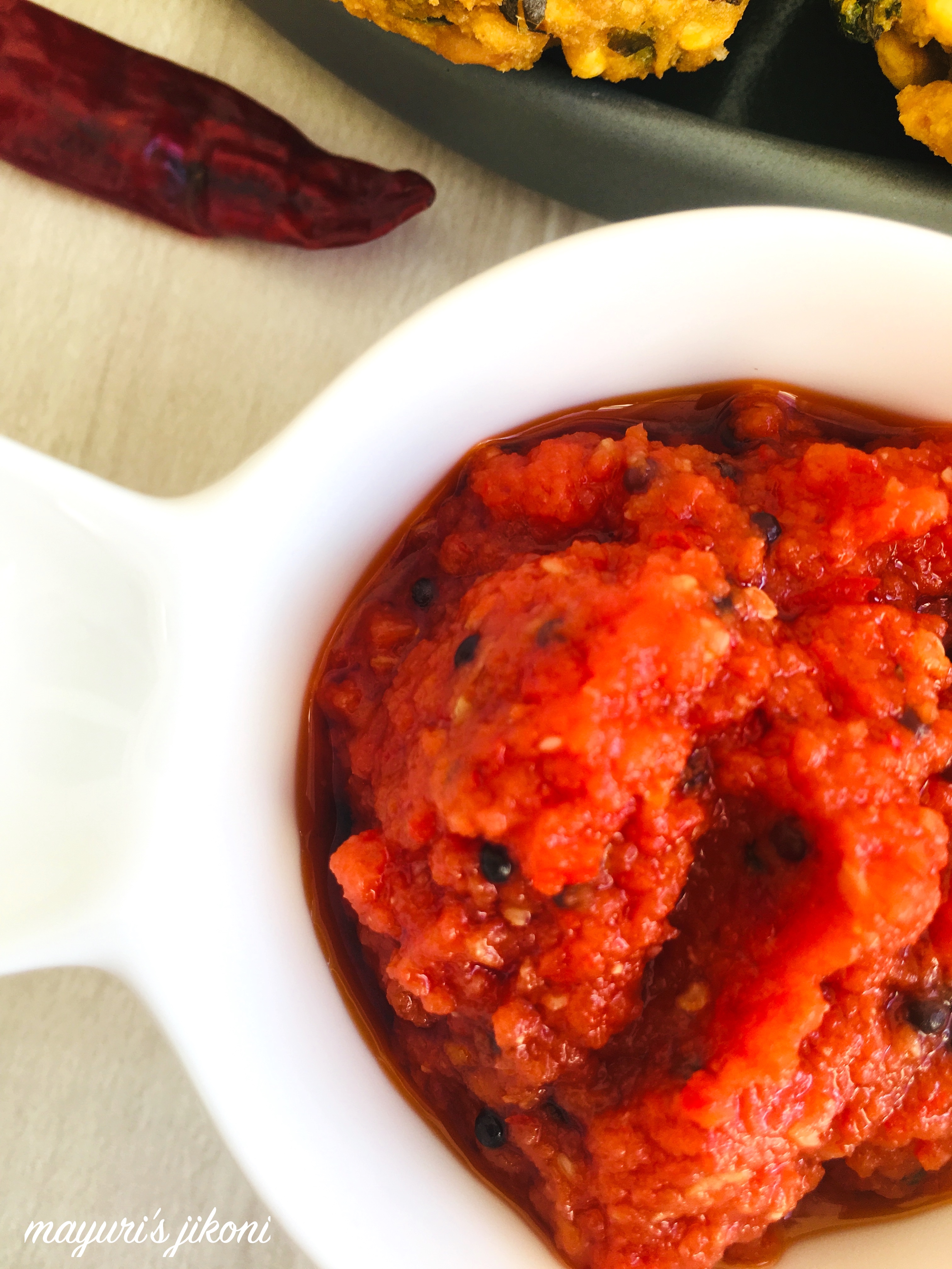 Ambode/Masala Vada - Mayuri's Jikoni ambode, chickpea lentils, chutney ...